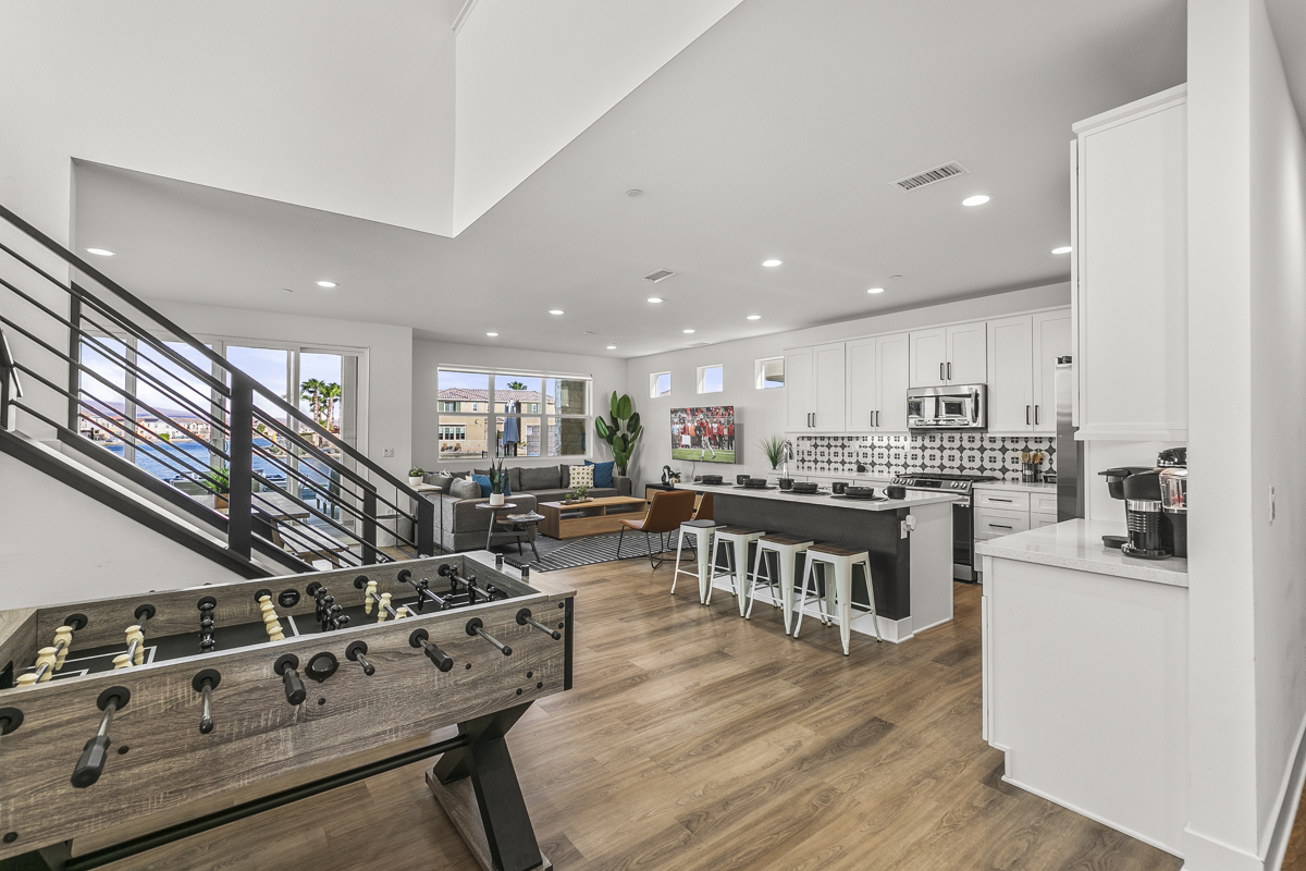 40392 Passagio 16_39 LIVING MLS